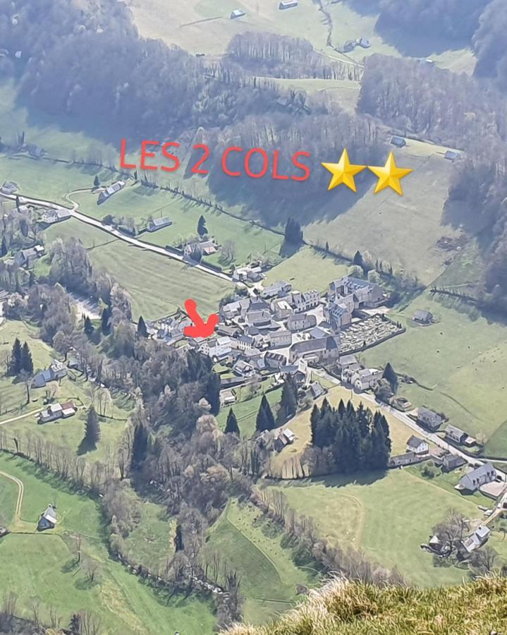 Hotel Les Deux Cols Сент-Мари-де-Кампан Экстерьер фото