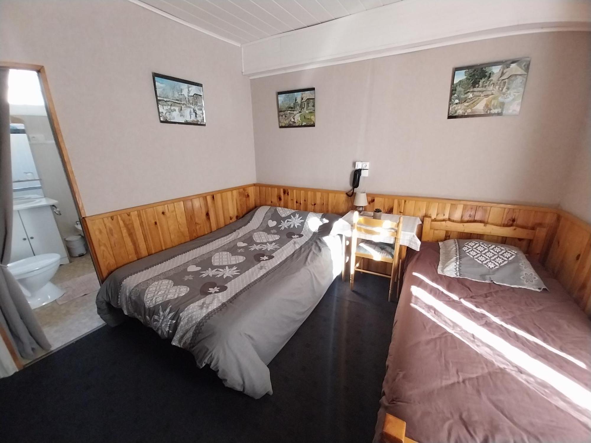 Hotel Les Deux Cols Сент-Мари-де-Кампан Экстерьер фото