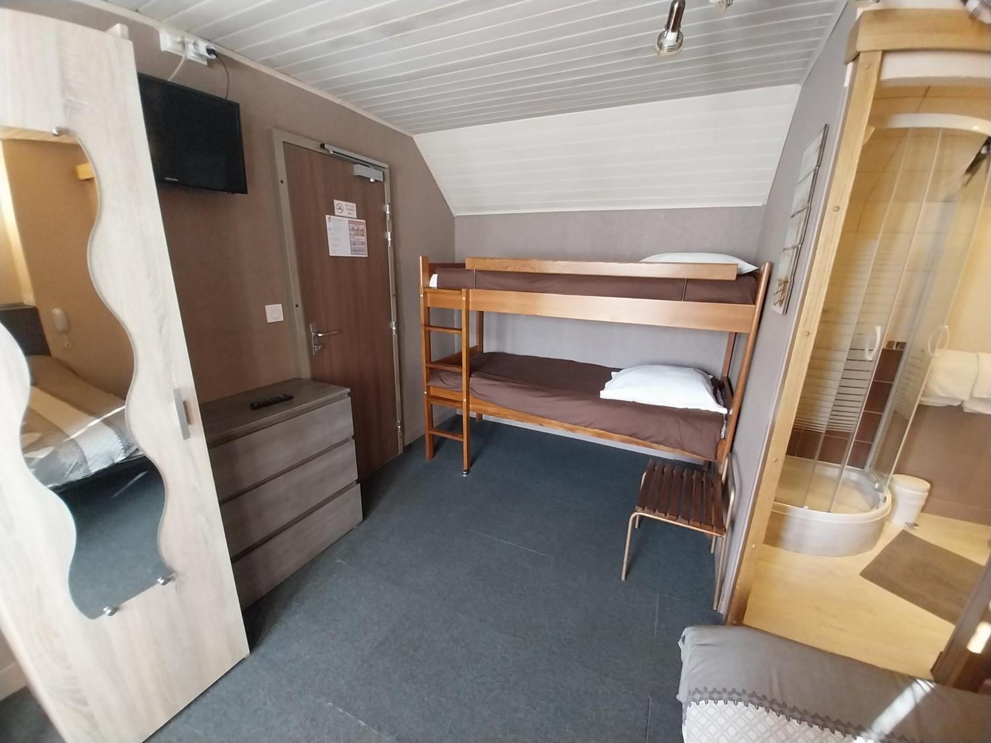 Hotel Les Deux Cols Сент-Мари-де-Кампан Экстерьер фото