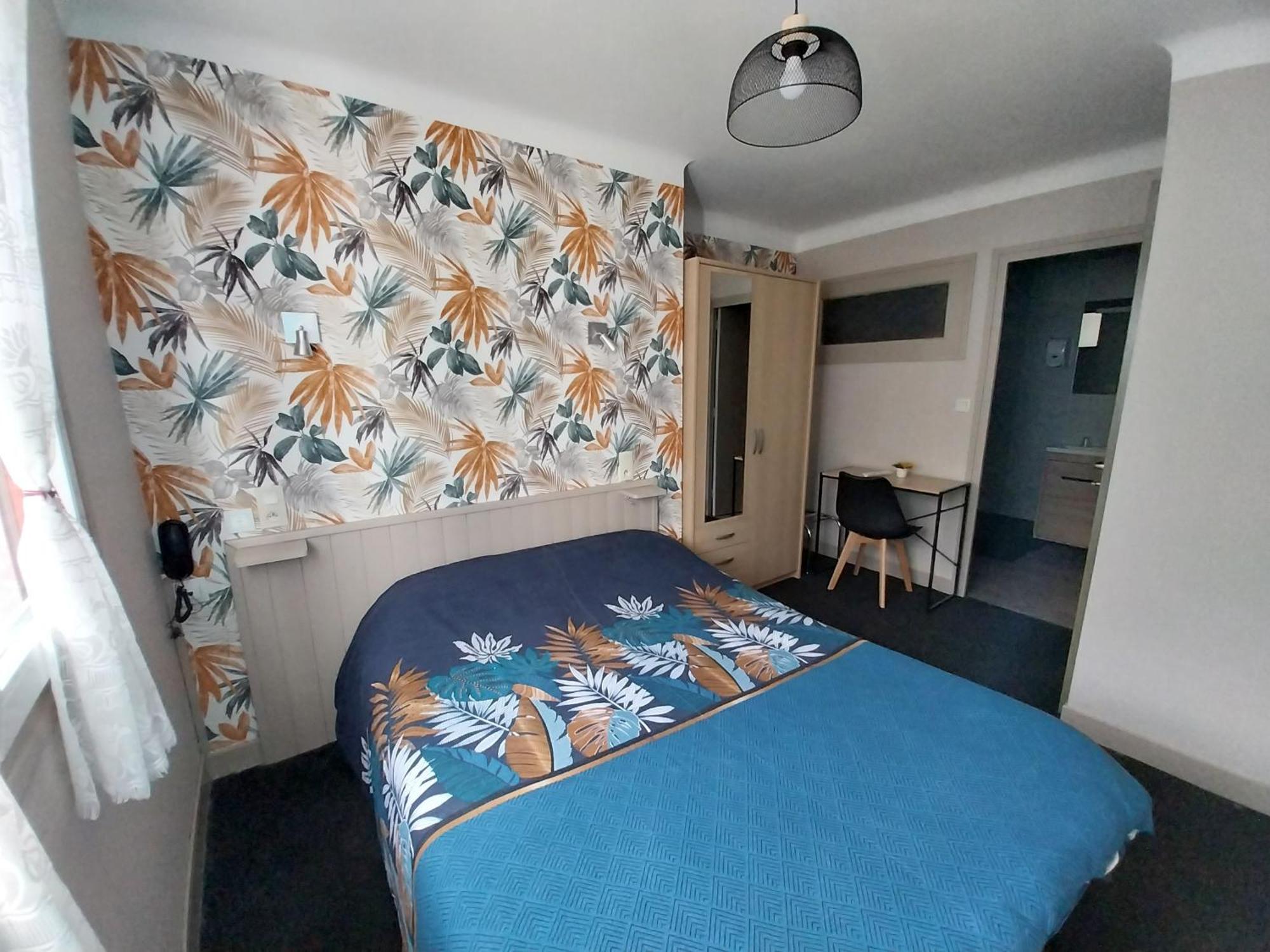 Hotel Les Deux Cols Сент-Мари-де-Кампан Экстерьер фото